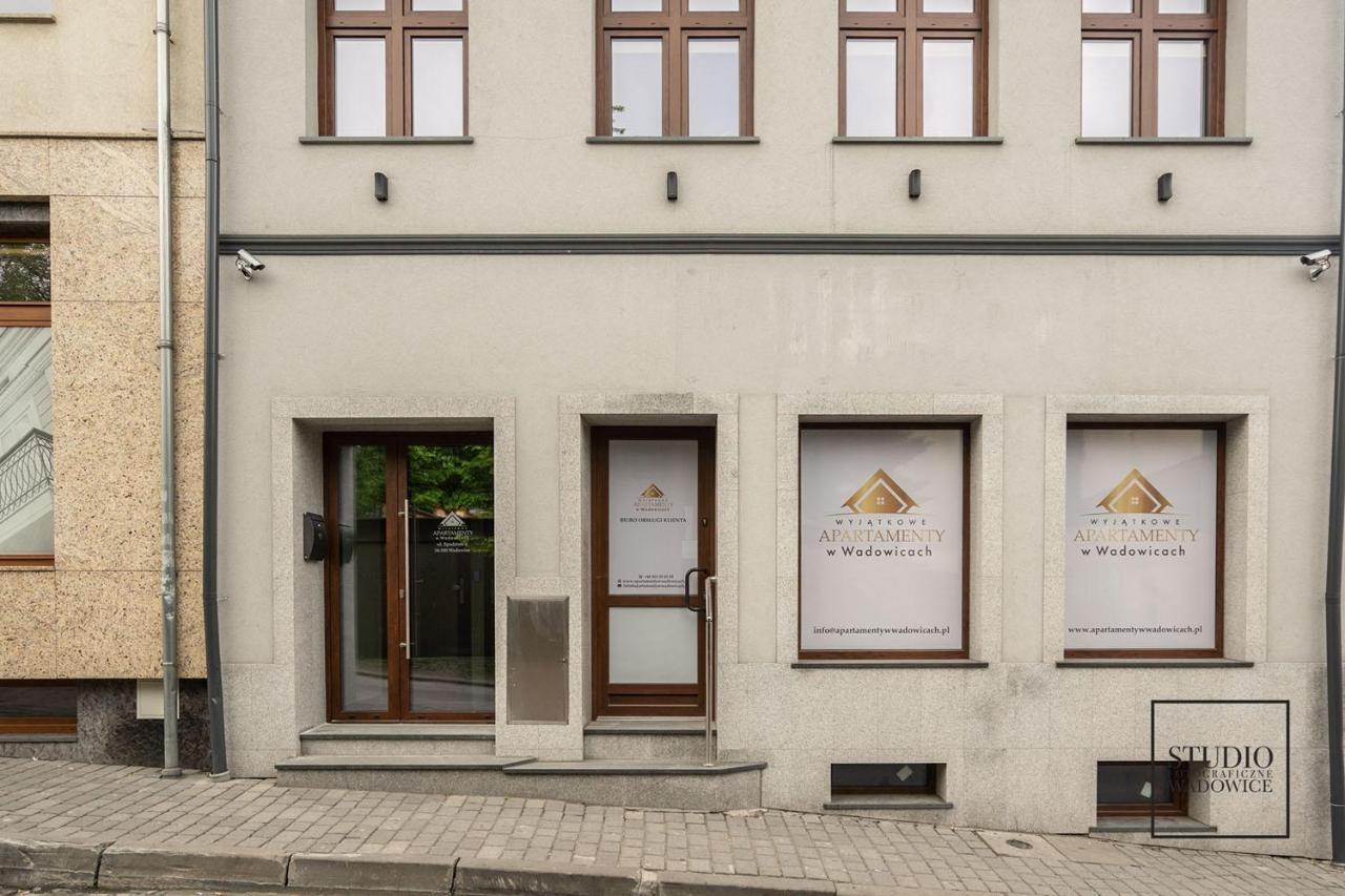 Apartament Karminowy Apartamento Wadowice Exterior foto